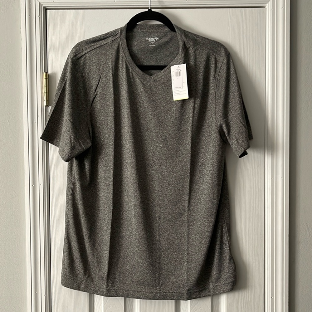 Old Navy.  Men's Core T-Shirt.  Size Large